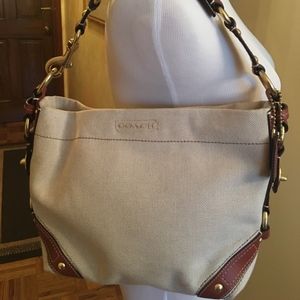 Coach Canvas Beige Hobo Shoulder Bag